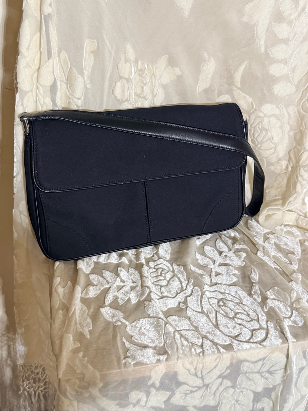 Y2K Minimalist Ann Taylor Satchel